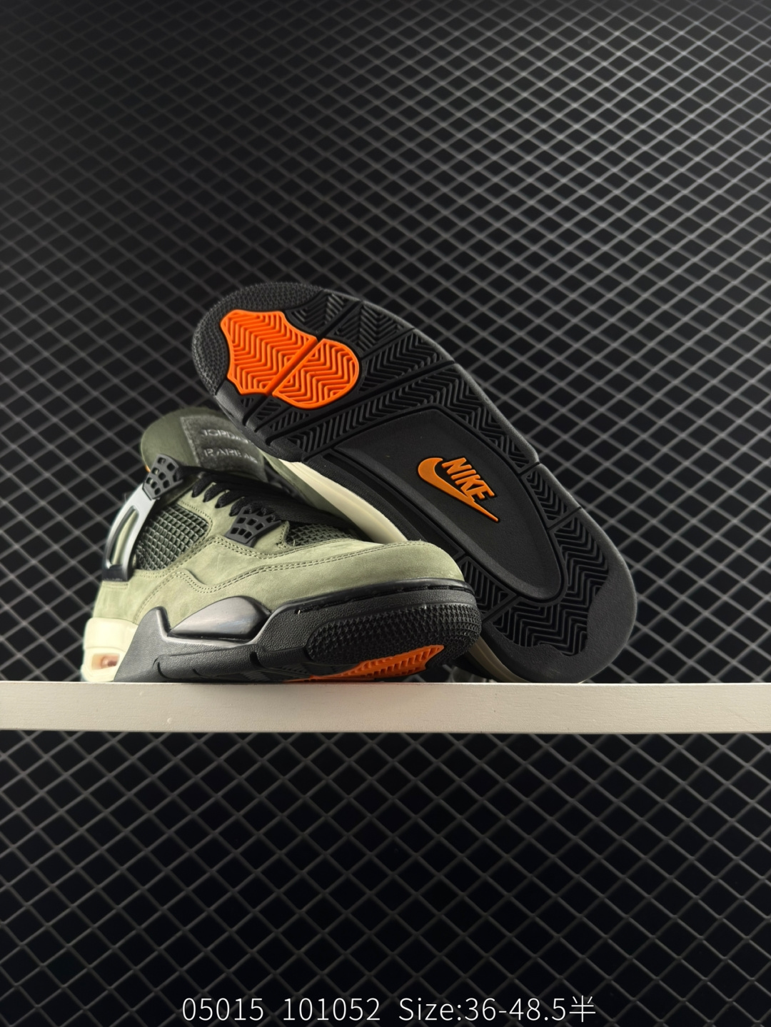 Nike Air Jordan 4 Retro